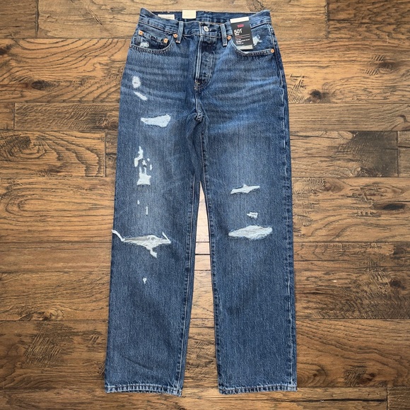 Levi's® Premium 501® ‘90S Women’s Jeans in Fever Pitch - Medium Wash - Picture 9 of 14